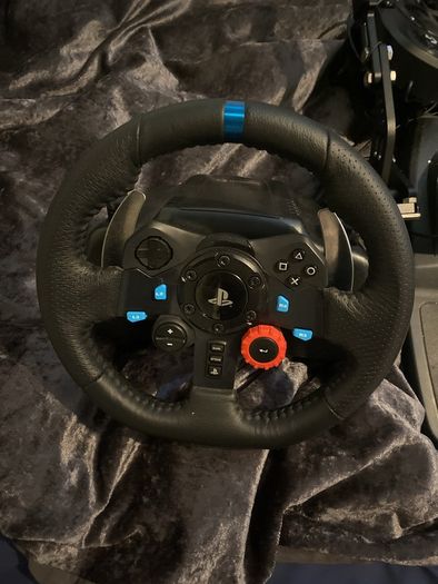 g29 steering wheel,pedals, gear stick and handbrake