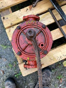 vintage pump