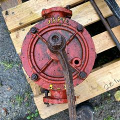 vintage pump