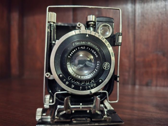 Camera Carl Zeiss Jena Tessar