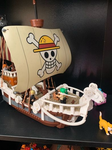Lego One Piece ship