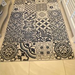 Rug