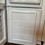 Fridge Freezer Freestanding LOGIK L50BW23 60/40 Image 8