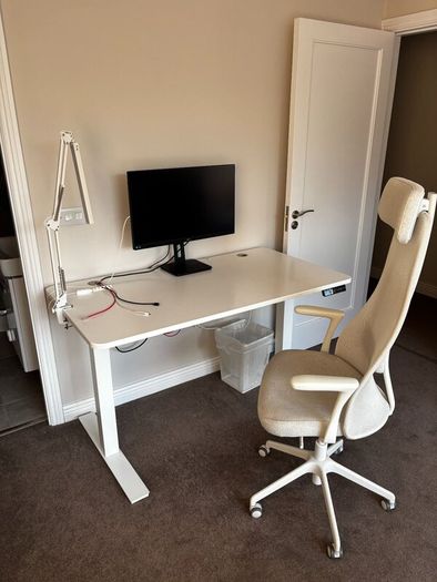 Autonomous SmartDesk  Electric Standing Desk
