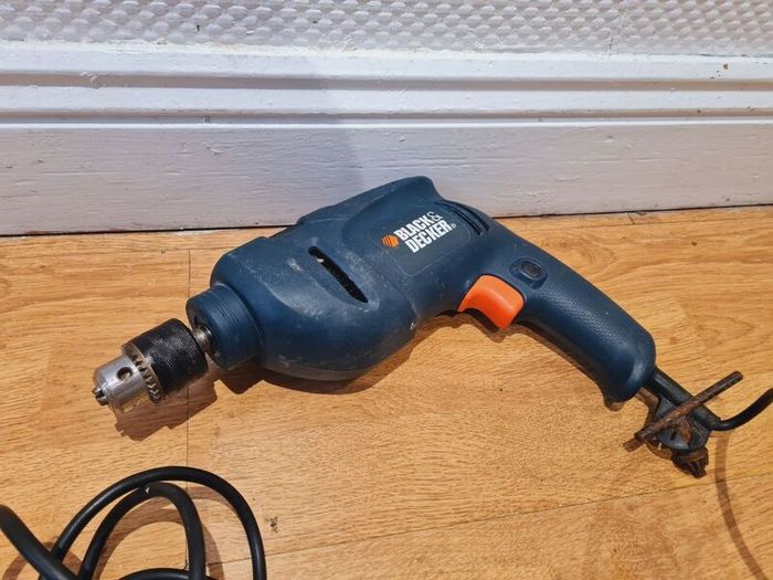 drill black &  decker