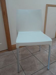 6 inside or outside chairs