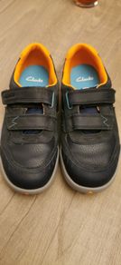 Clarks boys leather shoes size 2.5G
