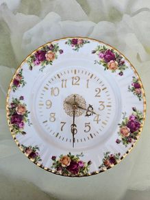 Royal Albert "Old Country Roses" Wall Quartz Clock