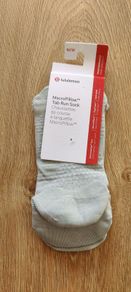 lululemon  macropillow Tab Run Sock, size M