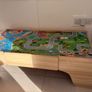kids play table Image 3