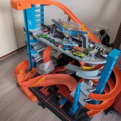free toy garage