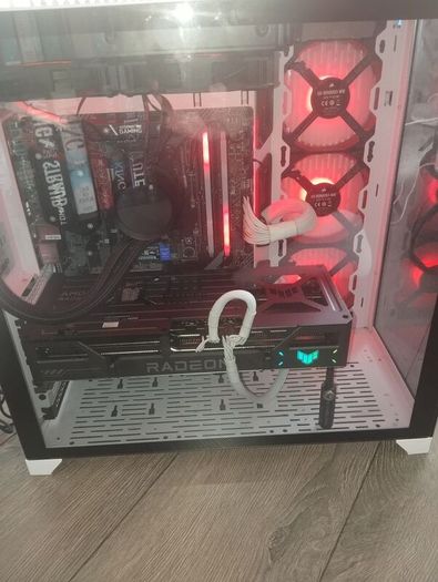 PC Ryzen 5800x and RX 9070