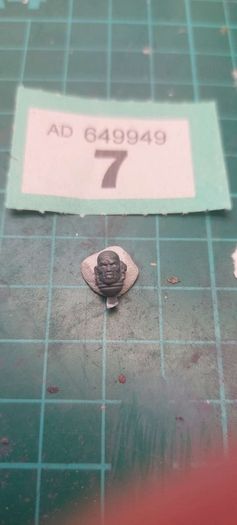 Warhammer 40K space marine heads singles
