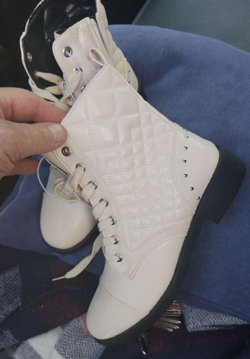 ladies shoe/boot