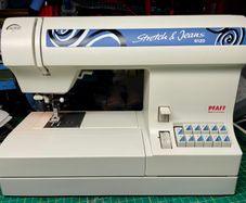 PFAFF 6120 Stretch & Jeans Sewing Machine (with IDT) - Just serviced - Excellent condition