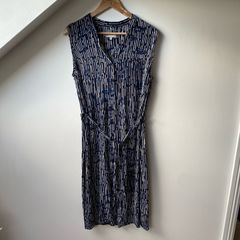 Hobbs London Sleeveless Shift Dress | Navy Blue & White Abstract Stripe Print Midi With Tie Belt