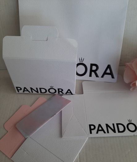 pandora pouch and bag