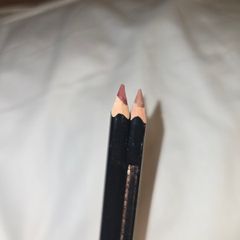Anastasia Lipliners