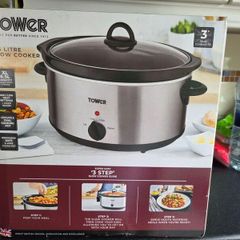Brand New Tower Slow cooker