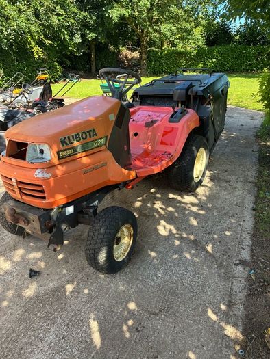 Kubota g21 lawnmower