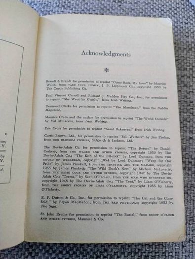 Irish Stories and Tales 1961 in used condition 32 stories and tales FREE STANDARD POSTAGE INCLUDED