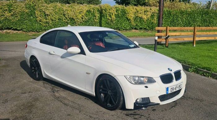 Trade sale Bmw 320d. 3250euro.