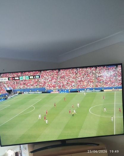Lg smart TV 65 inch
