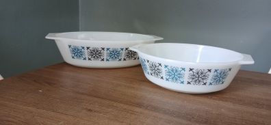 JAJ Pyrex Chelsea casserole dishes