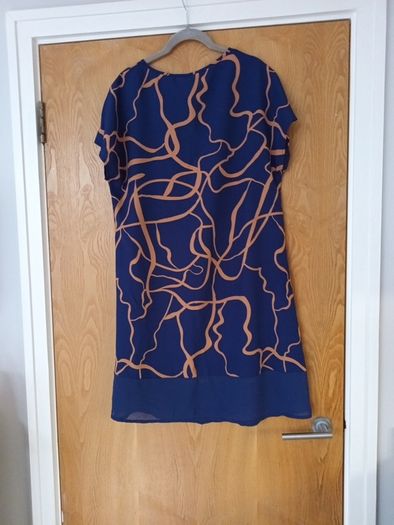 Emery Rose Dress    S.- L - 14.     B.N.W.T