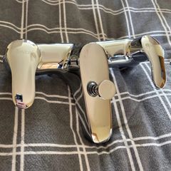 Twyford bath mixer with shower