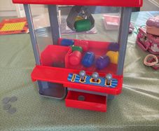 claw machine game