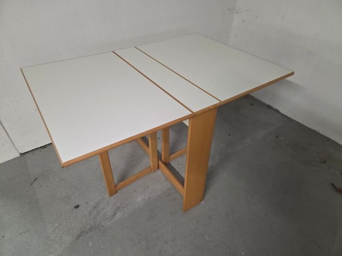 foldable dining table