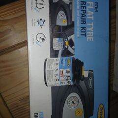 Flat tyre repair kit