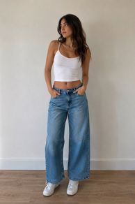 NEW light blue high-rise wide leg jeans: Size 14