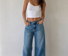 NEW light blue high-rise wide leg jeans: Size 14