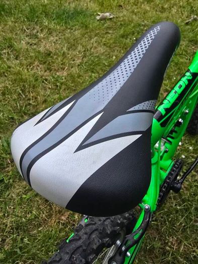 Neon Bike EXP Track Kids