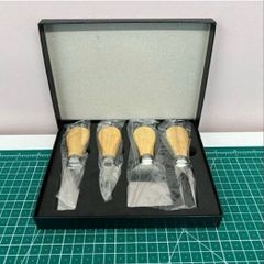 New Cheese Knives (3euro per set, 4 sets = 10euro)