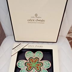 Celtic Shamrock wall plaque NEW