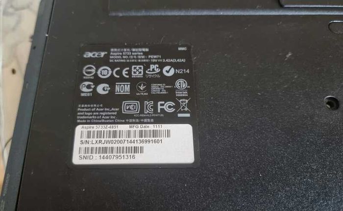 2 Laptop as spairs Acer 5733 and 5742 series.