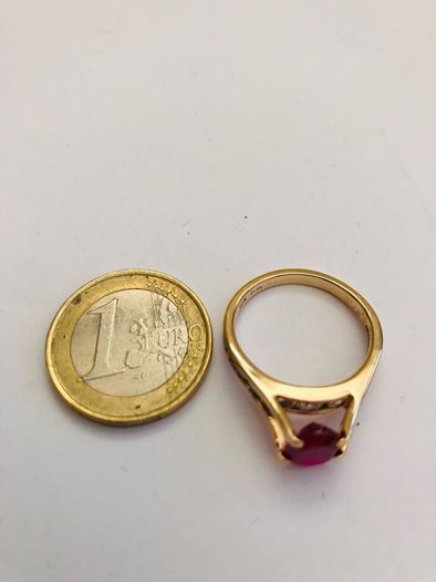 Brand New 10ct Yellow Gold Ruby Solitaire Ring