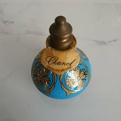 Perfume bottle
