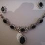 necklace & earrings set. Image 5