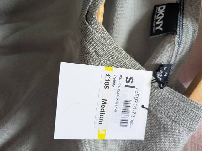 Men's DKNY v-neck jumper brand new