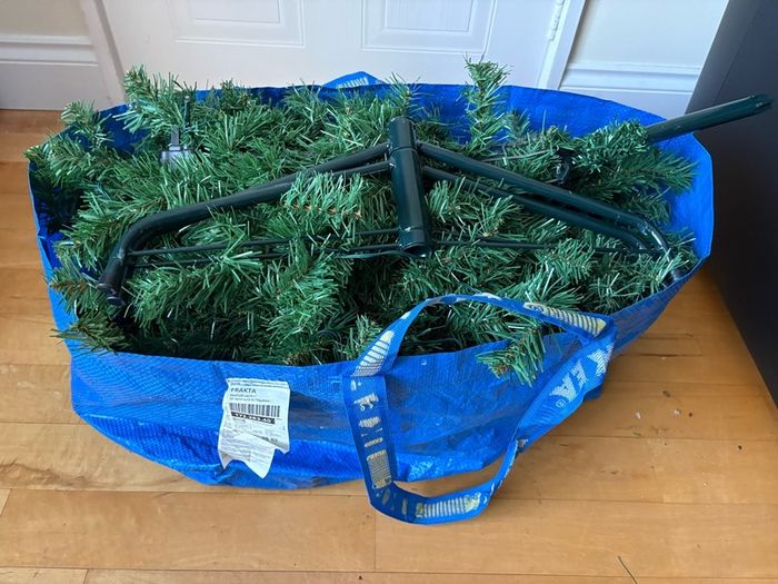6ft christmas tree with lights and stand