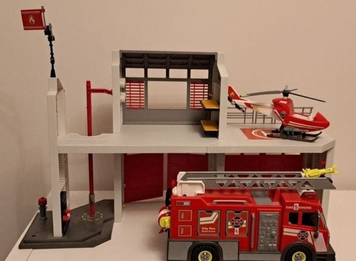 Playmobil fire House Bundle