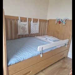 Toddler bed with storage
