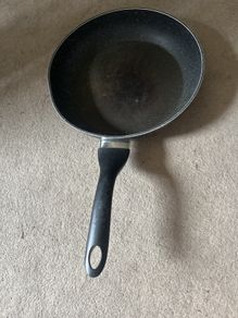 Frying pan