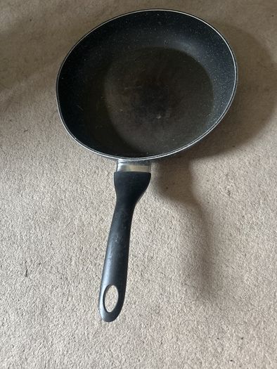Frying pan