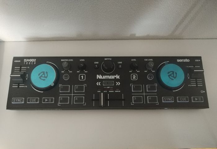 Numark DJ2GO Portable DJ Controller