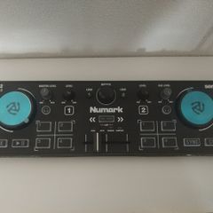 Numark DJ2GO Portable DJ Controller